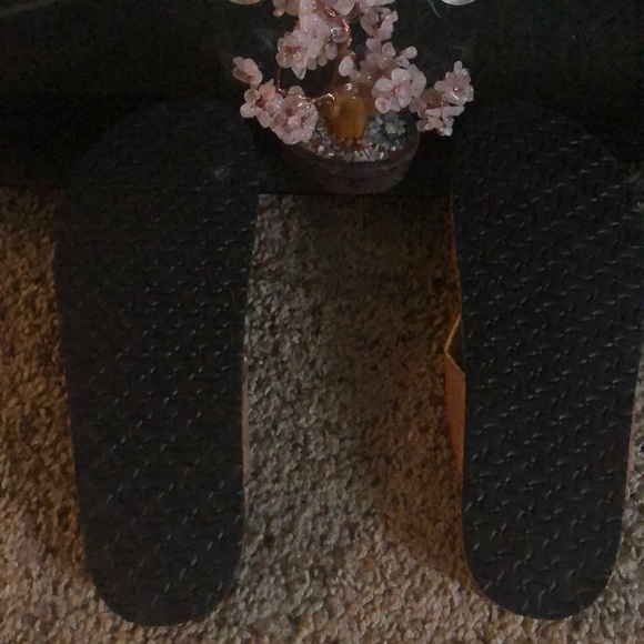 Shoes - Picture 2 of 2